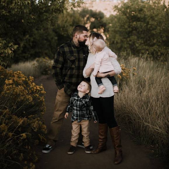 Meet your Posher, Carling - Picture 1 of 1